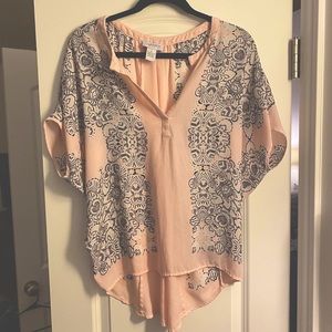Carmen Marc Valvo Blush Pink Floral Print Dolman Top Size Small